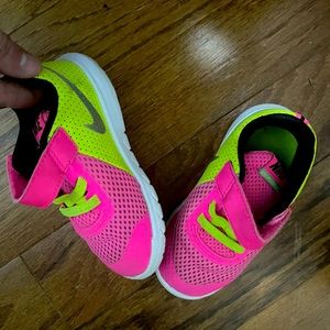 Toddler Nike Sneakers size 8C